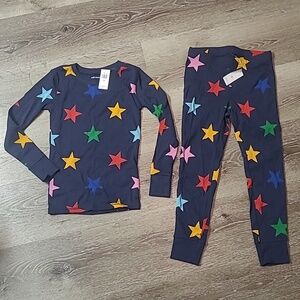 Old Navy Kids Stars Pajama Set - Long Sleeves/Pants Size Small (6)